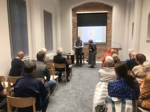 a87f397b-3edf-4cf6-9a8e-fdfd5febff90